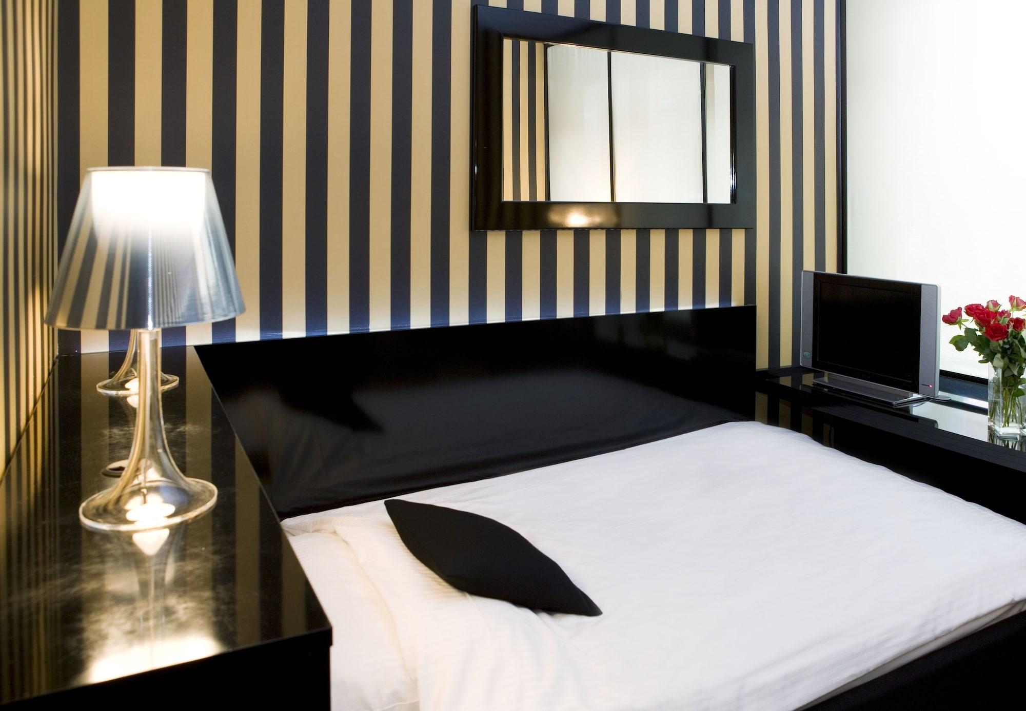 Relexa Hotel Bellevue An Der Alster Hamburg Room photo