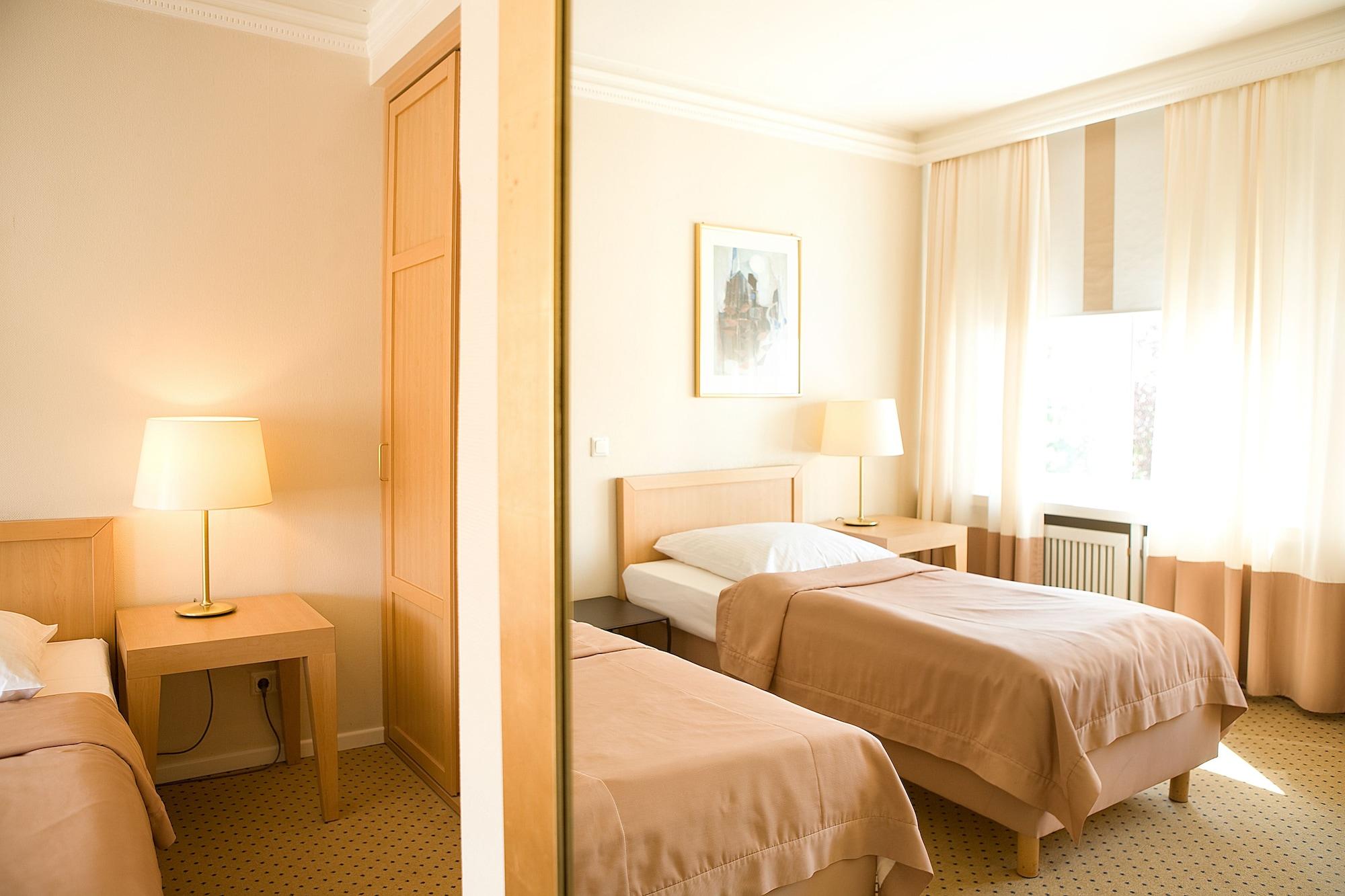 Relexa Hotel Bellevue An Der Alster Hamburg Exterior photo