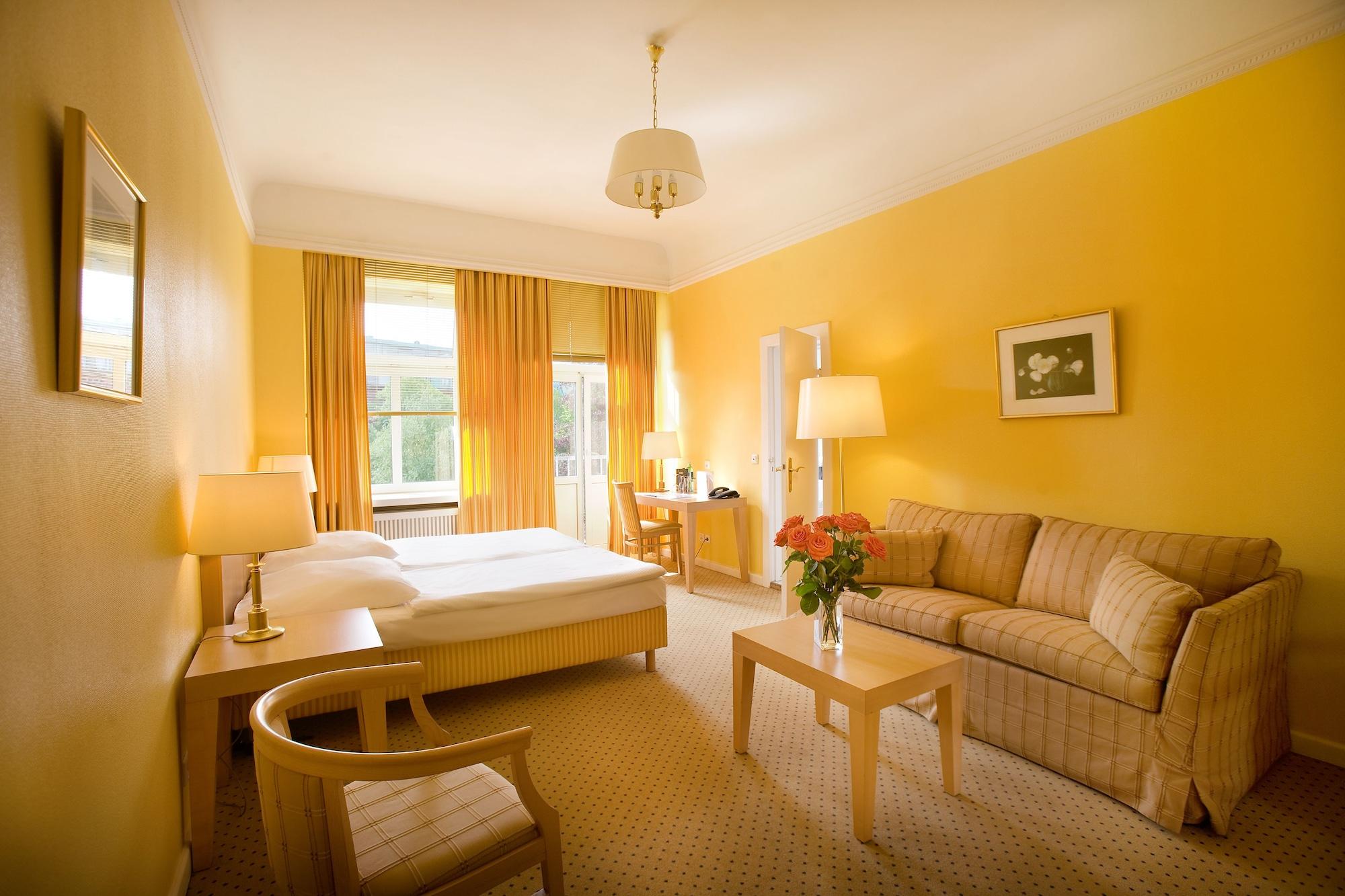 Relexa Hotel Bellevue An Der Alster Hamburg Exterior photo